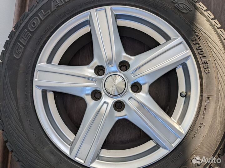 R16 Yokohama Geolandar I/T-S G073 215/65, PCD 5x110 DIA 66.1