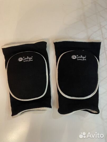 Наколенники