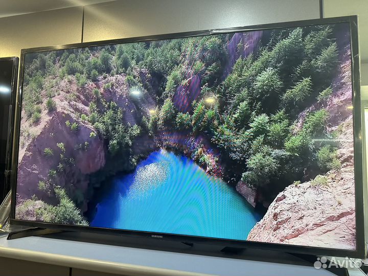 Телевизор Samsung 43 Full HD