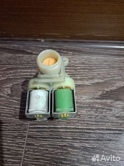 Клапан подачи воды ст.машины Zanussi 124947102