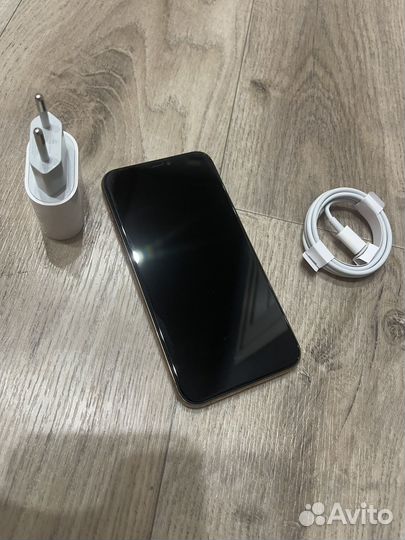 iPhone 11 Pro, 64 ГБ