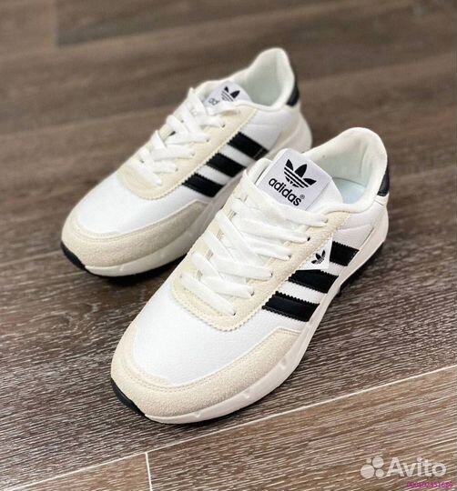 Мужские кроссовки Adidas белые