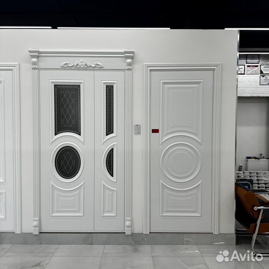 Двери в зал y-4992