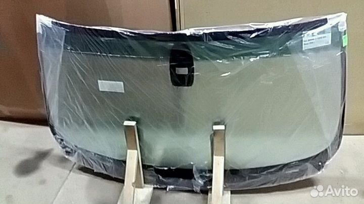 Стекло лобовое BMW 3-серия E90/E91 2005