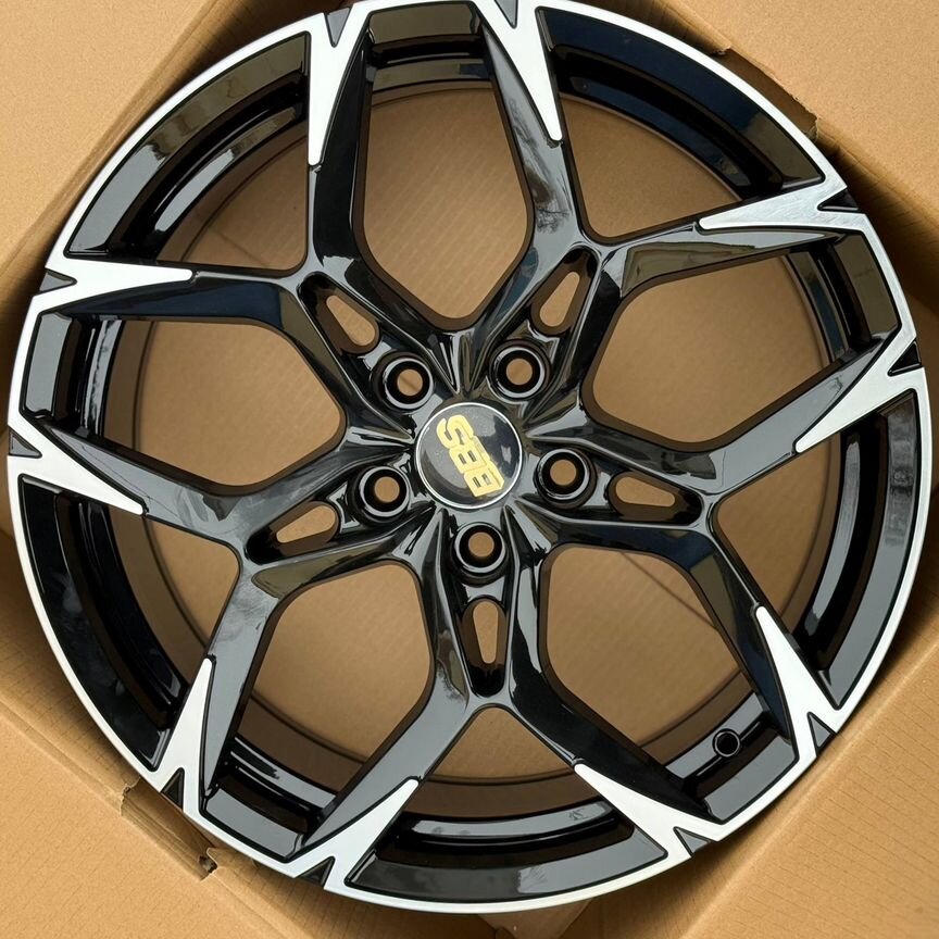 Литые диски Skoda 8×R19 5×112