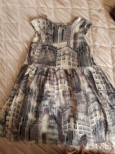 Стильное платье