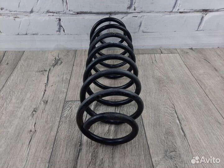 Пружина передняя volvo C70