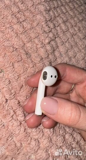 Беспроводные наушники Airpods