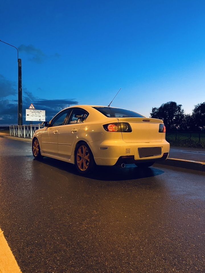 Mazda 3: фото владельца