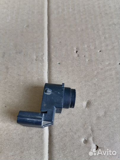 Датчик парковки Hyundai Santa Fe 4