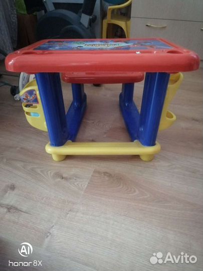 Стол детский