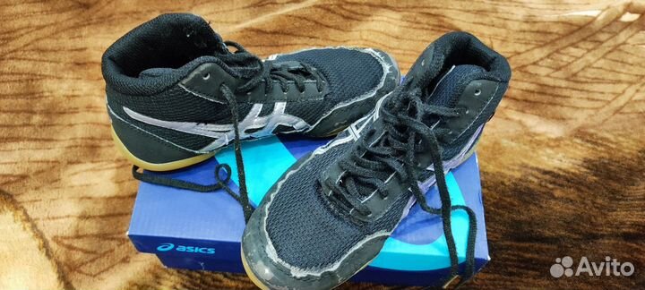 Борцовки asics
