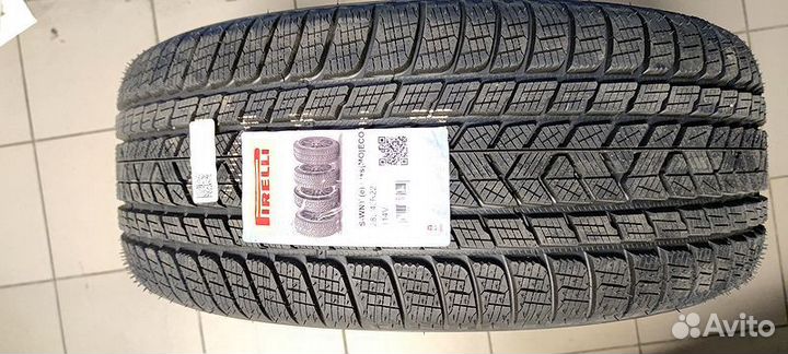 Pirelli Scorpion Winter 315/40 R21 111V