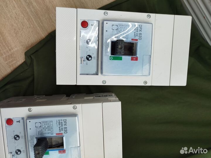 Авт. выключатель 320А Legrand DPX 630