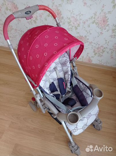 Прогулочная детская коляска