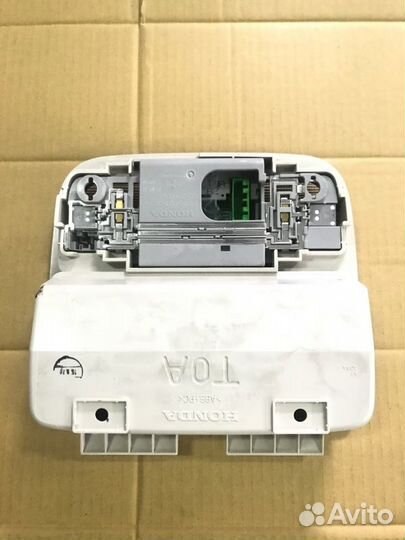 Плафон подсветки салона Honda Crv 4 2014-2018