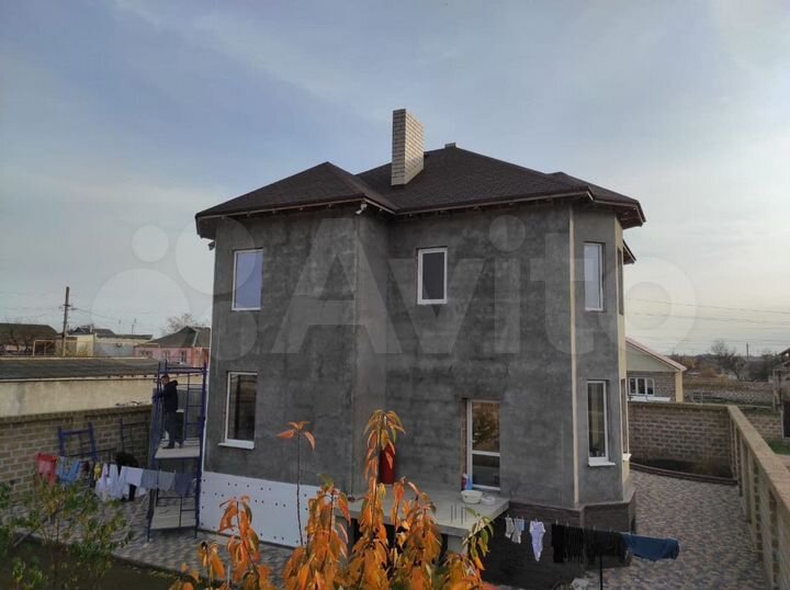 Дом 253 м² на участке 6 сот.