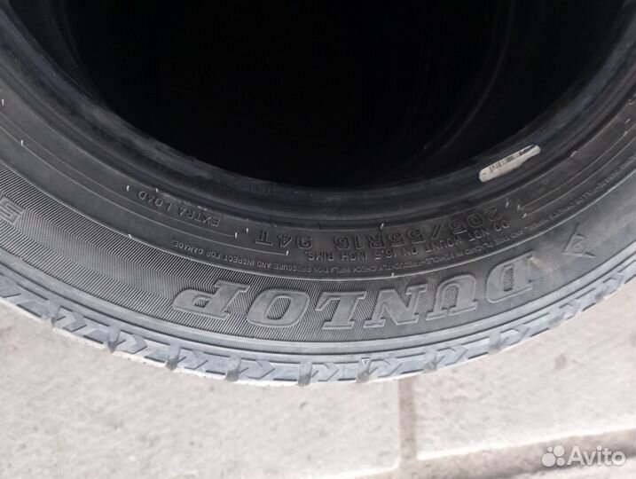 Dunlop Winter Maxx LT03 205/55 R16