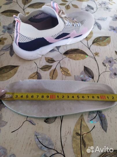 Кроссовки для девочек