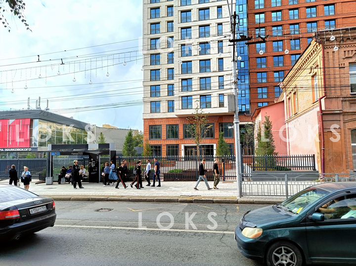 Офис 150 м² возле 