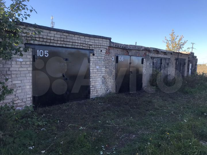 Гараж, > 30 м²