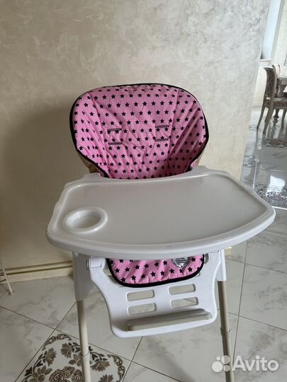 Стульчик для кормления Happy Baby William V2 Beige