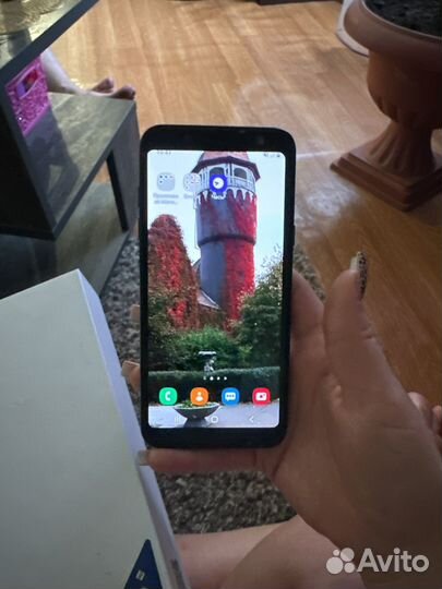 Samsung Galaxy A6, 3/32 ГБ