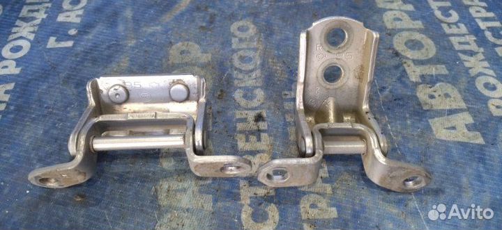 Петля двери Nissan Teana J32 седан VQ35DE 2009