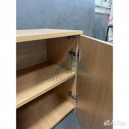 Тумба прикроватная с полкой