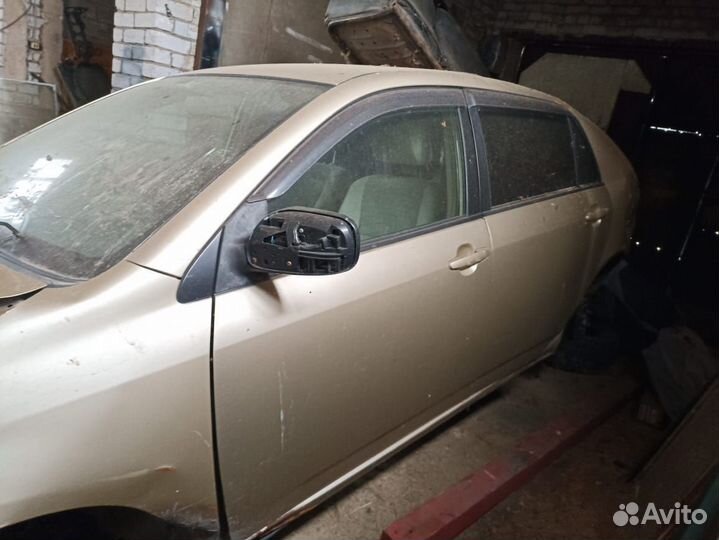 Toyota Corolla Runx 1.5 AT, 2001, битый, 220 000 км