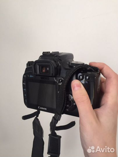 Canon 400D Зеркальный фотоаппарат