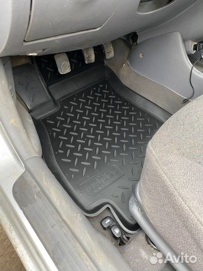 Коврики в салон на Hyundai Accent 1999-2012