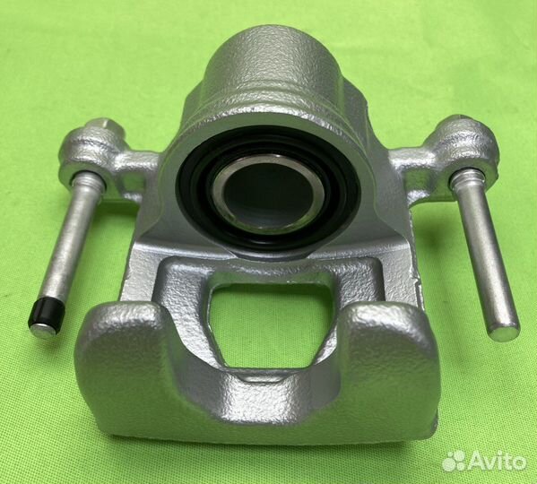 Nissan Tiida Teana Qashqai Juke тормозной суппорт