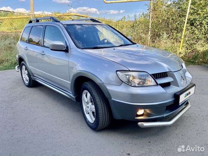 Mitsubishi Outlander 2.4 МТ, 2005, 286 000 км