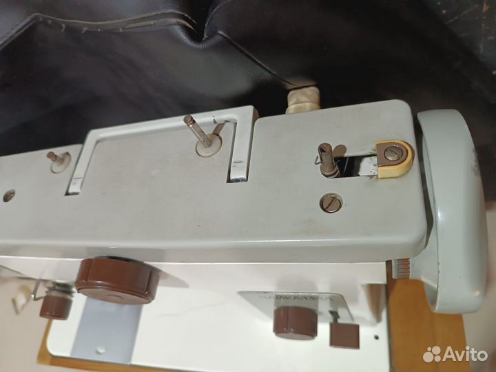 Швейная машина Чайка 134 А