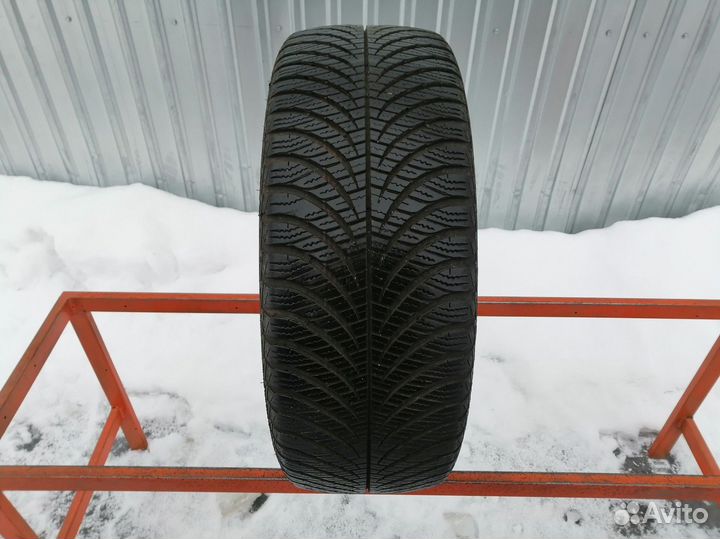 Goodyear Vector 4Seasons Gen-2 205/55 R16 84V