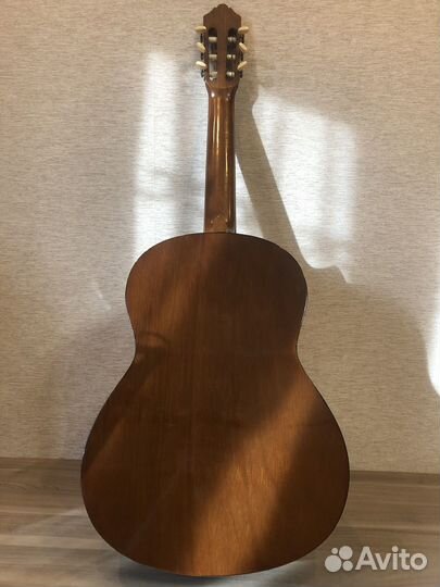 Классическая гитара Yamaha CM40