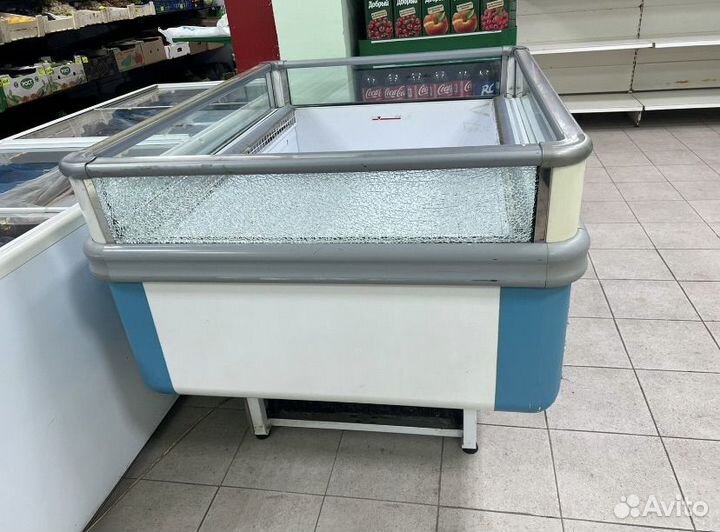 Холодильная витрина б/у