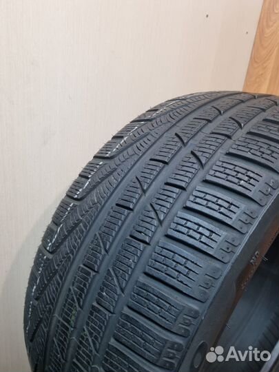 Pirelli Winter Sottozero 240 Serie II 235/40 R19
