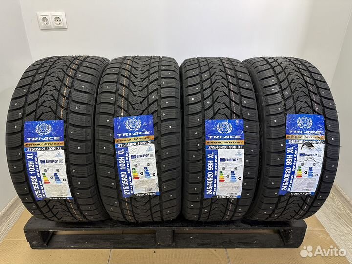 Tri Ace Snow White II Stud 245/40 R20 и 275/35 R20 99H