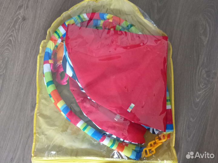 Развивающий коврик новый