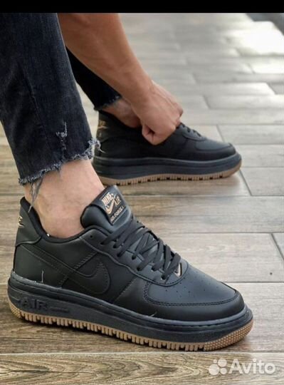 Кроссовки nike