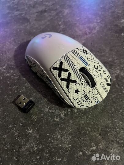 Logitech g pro x superlight wireless white