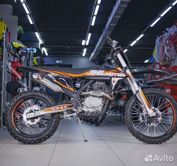 Мотоцикл jhlmoto JHL LX1 CB250 (172FMM-3A)