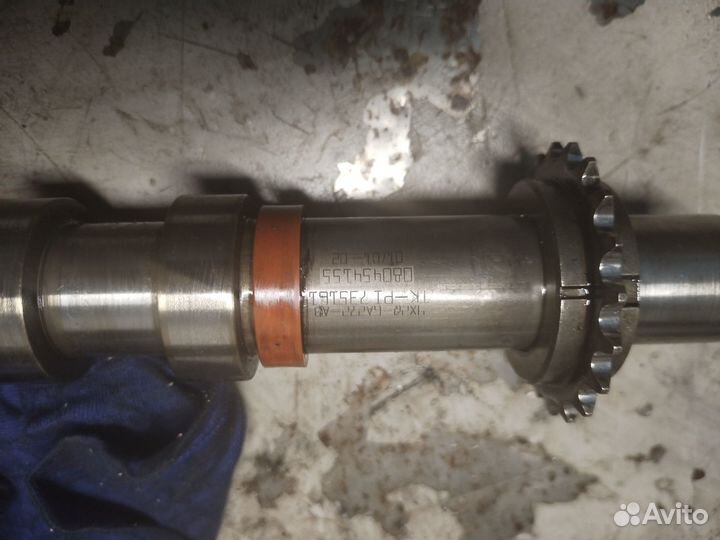 Распредвал выпускной (правый) 4X2Q6A272AB