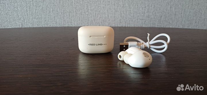Беспроводные наушники