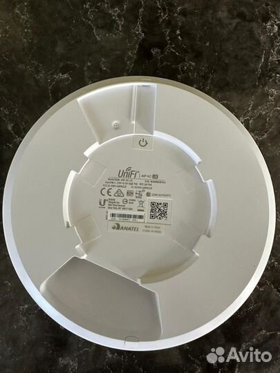 Точка доступа UniFi AP AC LR