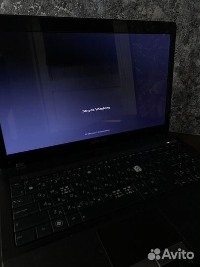 Ноутбук asus