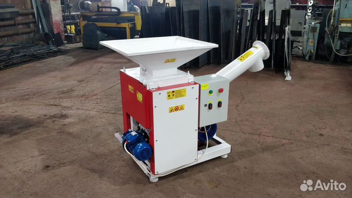 Дробилка зерна валковая в наличии