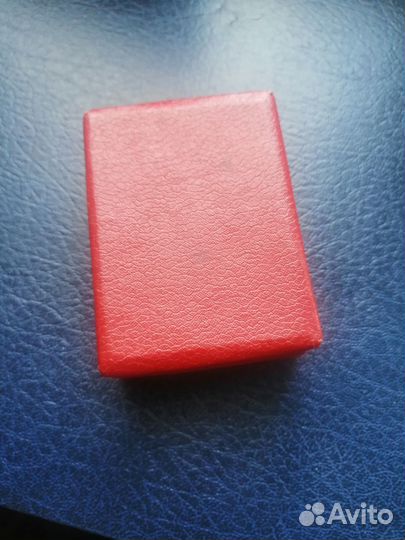 Золотая медаль за отличное окончание академии